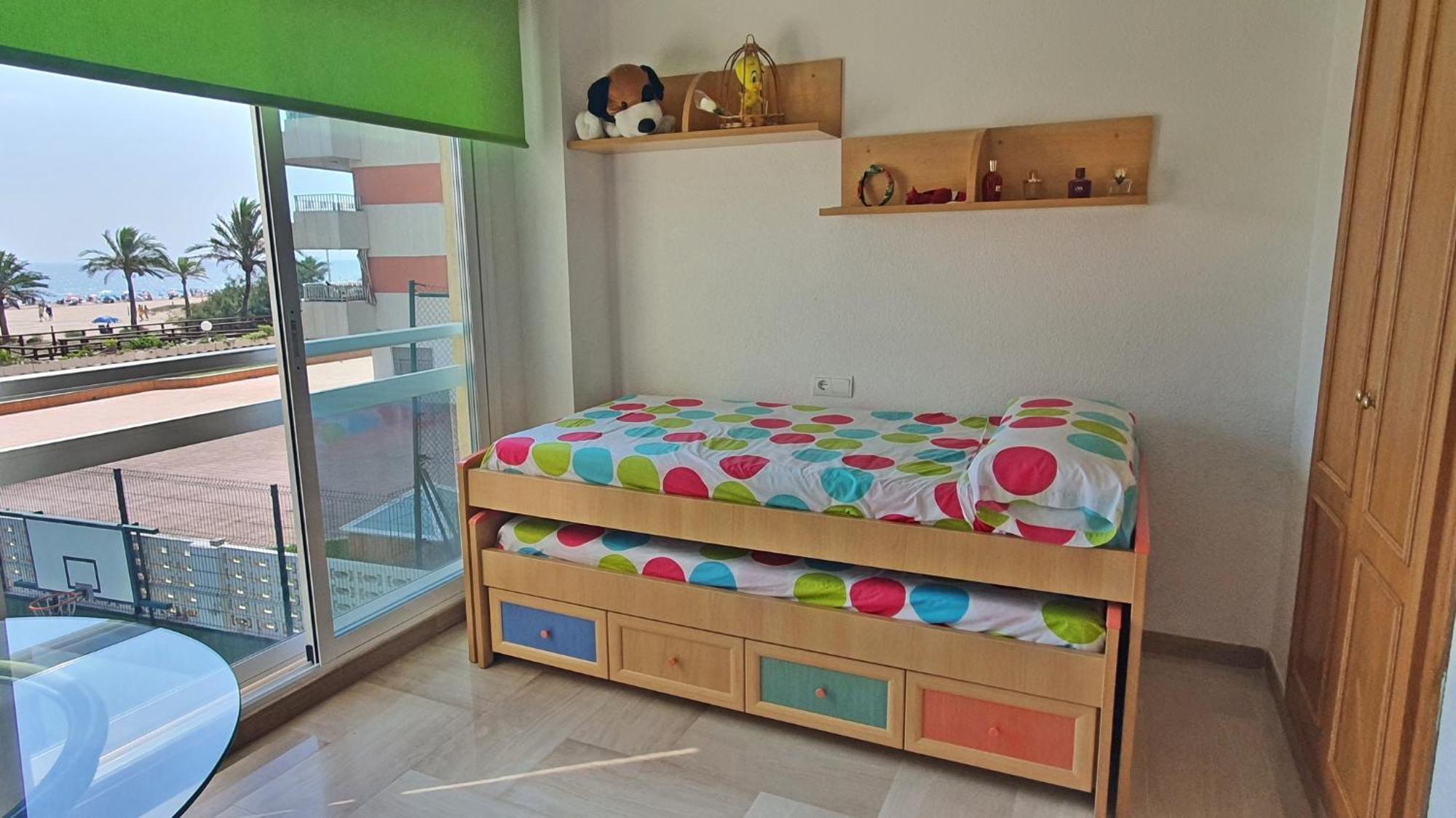 Ferienwohnung Aigua Blava Primera Linea - Alquiler Solo Familias Playa de Gandia Exterior foto